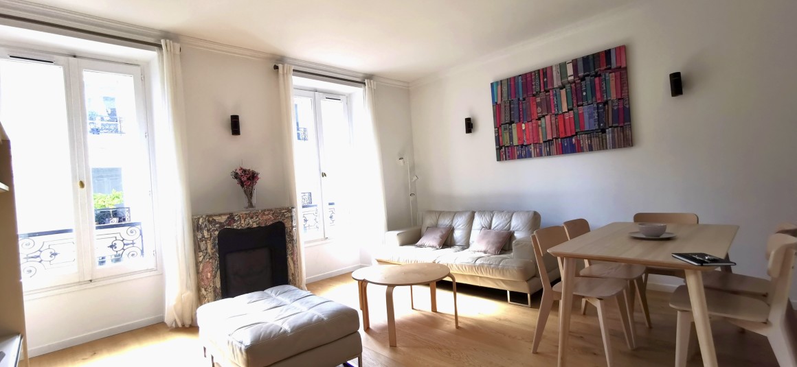 MEUBLÉ – 2 chambres – 80 m2 – Paris 16ème – Rue de la Tour – Balcon – 3ème étage ascenseur – Loyer charges comprises : 3.000 euros