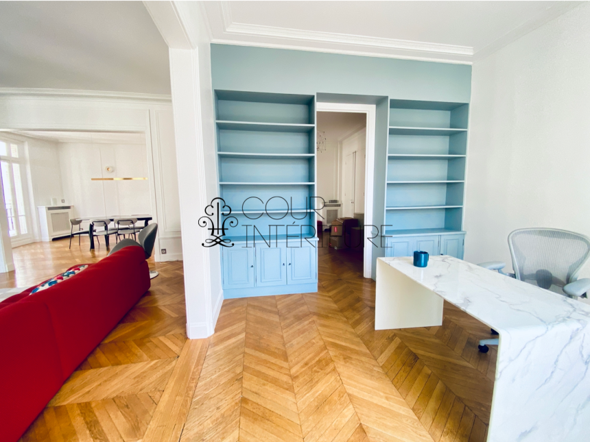 MEUBLÉ – 5 chambres – Paris 16ème – 220 m2 – Rue Cortambert – 3ème étage avec ascenseur – Loyer charges comprises : 10.100 euros (chauffage collectif)