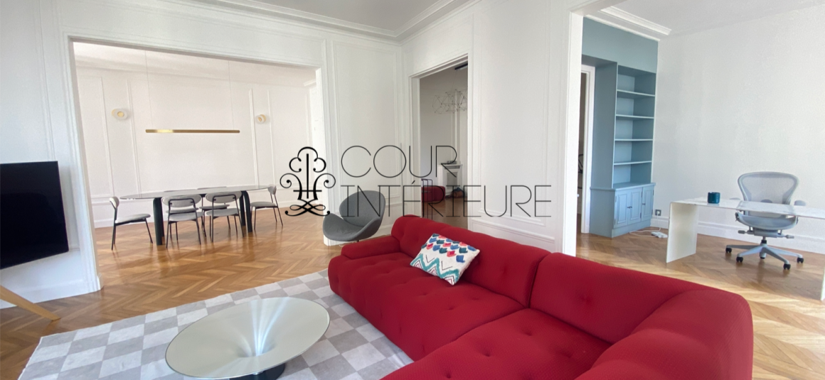 MEUBLÉ – 5 chambres – Paris 16ème – 220 m2 – Rue Cortambert – 3ème étage avec ascenseur – Loyer charges comprises : 9.500 euros (chauffage collectif)