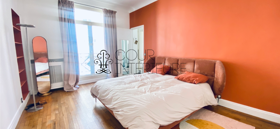 MEUBLÉ – 5 chambres – Paris 16ème – 220 m2 – Rue Cortambert – 3ème étage avec ascenseur – Loyer charges comprises : 9.500 euros (chauffage collectif)