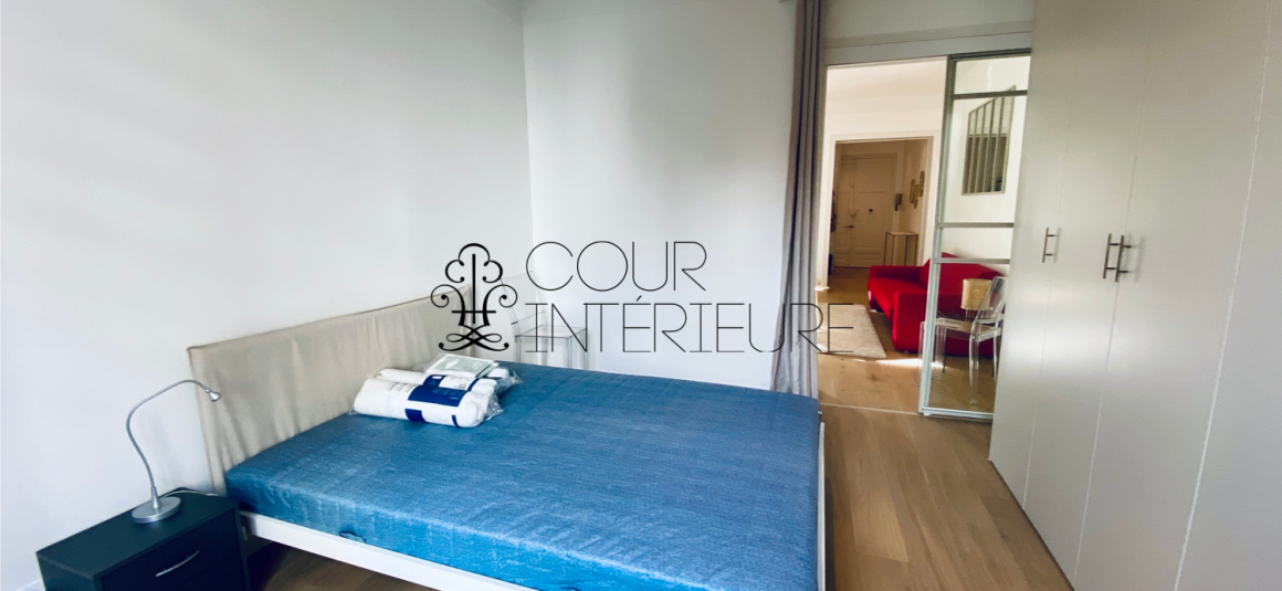 MEUBLÉ – 3 chambres – Paris 15ème – Rue Sarasate – 86,5 m2 + Balcon – 2ème étage avec ascenseur – Loyer charges comprises : 2.995 euros (chauffage collectif)