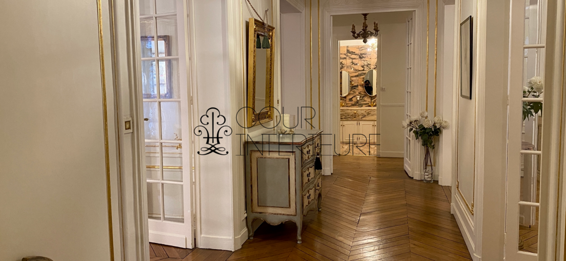 MEUBLÉ – 6/7 Pièces – Paris 17ème – Rue Pierre Demours – 210 m2 – 1er étage avec ascenseur – Loyer charges comprises : 5.900 euros (chauffage central)