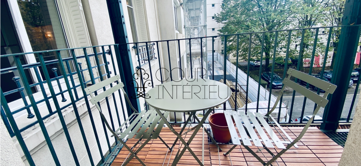 MEUBLÉ – 3 chambres – Paris 15ème – Rue Sarasate – 86,5 m2 + Balcon – 2ème étage avec ascenseur – Loyer charges comprises : 2.995 euros (chauffage collectif)