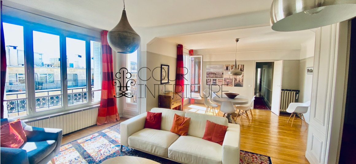 MEUBLÉ – 2 chambres + 1 bureau – Paris 17ème – 106 m2 + balcon 3 m2  – Villiers – Levis -7eme et dernier étage avec grand balcon / terrasse  – Loyer charges comprises  : 3.890 euros