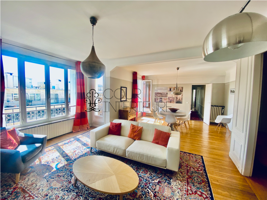 MEUBLÉ – 2 chambres + 1 bureau – Paris 17ème – 106 m2 + balcon 3 m2  – Villiers – Levis -7eme et dernier étage avec grand balcon / terrasse  – Loyer charges comprises  : 3.890 euros