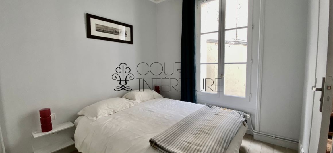 MEUBLÉ – 1 chambre – Paris 17ème – Quartier Poncelet – Rue Saussier Leroy – 31 m2 – 1er étage sans ascenseur – Loyer charges comprises : 1.460 €