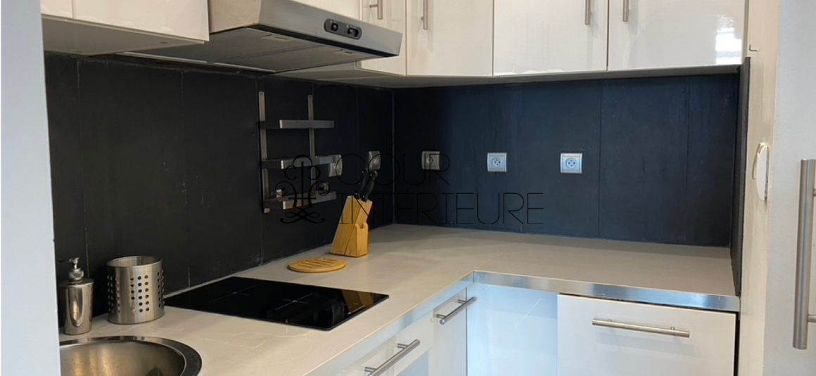 MEUBLÉ – 1 chambre – Paris 17ème – Quartier Poncelet – Rue Saussier Leroy – 31 m2 – 1er étage sans ascenseur – Loyer charges comprises : 1.460 €