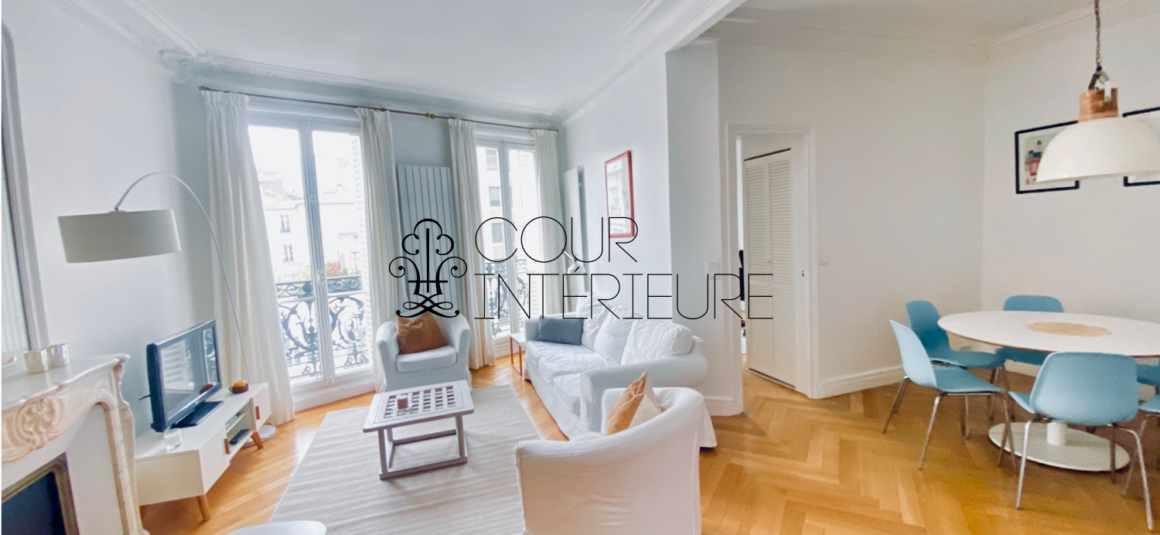 MEUBLÉ – 2 chambres + 1 bureau – 86 m2 – Paris 8ème (limite 17ème) – Ternes / rue Saint Honoré – 3ème étage avec ascenseur – Loyer charges comprises : 3.300 euros + possibilité parking 200 euros