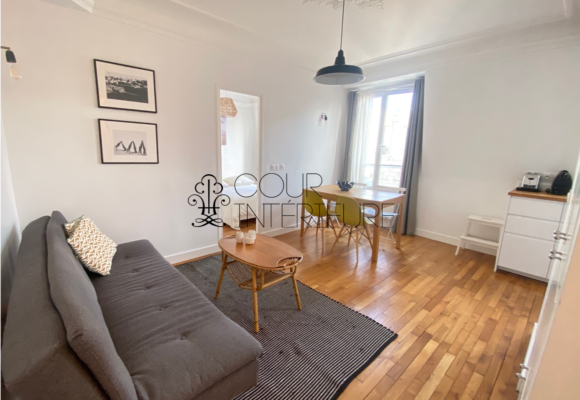 MEUBLÉ – 1 chambre – Paris 17ème – Rue Juliette Lamber – 31 m2 – 6e étage ascenseur jusqu’au 5ème étage – Loyer charges comprises : 1.497 €