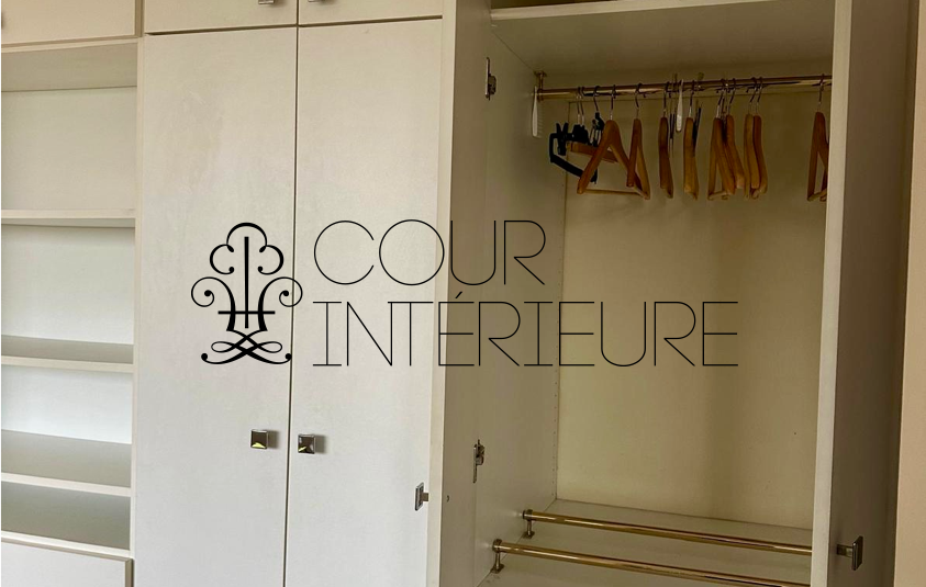 MEUBLÉ – 1 chambre – Paris 14ème – Bld Edgar Quinet – 35 m2 – 8ème étage ascenseur – Loyer charges comprises : 1.400 euros