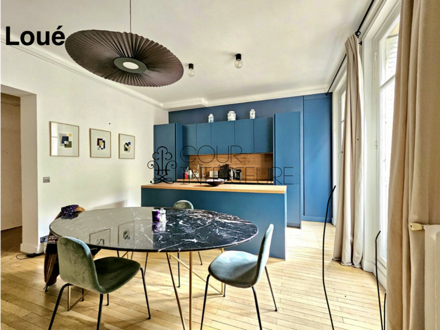 MEUBLÉ – 2 chambres – 95,78 m2 – Paris 16ème – Rue Pergolèse – 1er étage ascenseur – Loyer charges comprises : 3.990 euros (chauffage collectif)