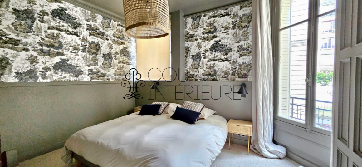 MEUBLÉ – 2 chambres – 95,78 m2 – Paris 16ème – Rue Pergolèse – 1er étage ascenseur – Loyer charges comprises : 3.990 euros (chauffage collectif)