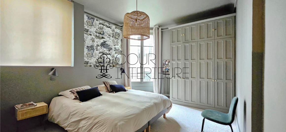 MEUBLÉ – 2 chambres – 95,78 m2 – Paris 16ème – Rue Pergolèse – 1er étage ascenseur – Loyer charges comprises : 3.990 euros (chauffage collectif)