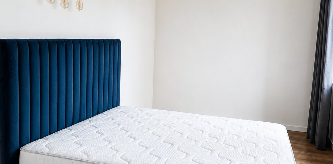 MEUBLÉ – 2 chambres – Levallois (92) – Place Georges Pompidou – 68,34 m2 + balcon – 1er étage avec ascenseur – Loyer charges comprises :2.280 euros (chauffage et eau chaude collectifs)