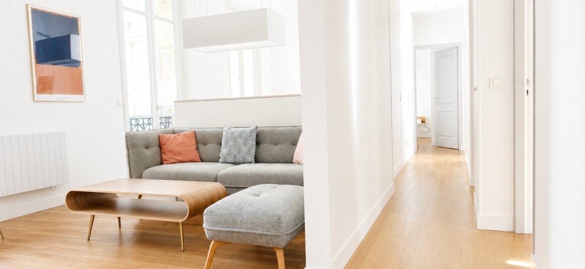E128C69A-1249-44BA-A4B2-C16484A0524C MEUBLÉ – Immeuble grand standing conciergerie 24h/24 – 3 chambres (2 chambres + 1 bureau / chambre d’amis) – 77 m2 – Bld Flandrin / angle Ave Foch/Porte Dauphine – Paris 16ème – 1er étage ascenseur – Loyer mensuel charges comprises : 3.100 €