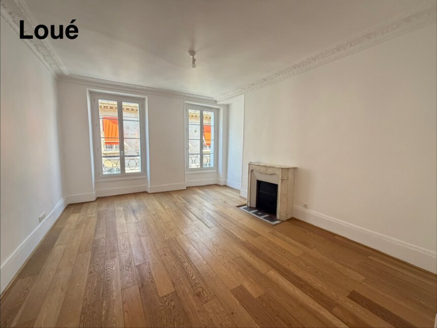 VIDE – 2 chambres – 74 m2 – Havre Caumartin – PARIS 9ème – 3e étage avec ascenseur – Loyer charges comprises : 2.601 euros