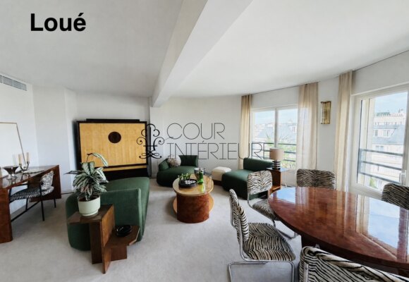 MEUBLÉ par architecte – EXCEPTIONNEL – Immeuble TRÈS STANDING avec conciergerie 24h24- MEUBLÉ par ARCHITECTE – PASSY PLAZA – PARIS 16ème – 2 chambres – Duplex Toit Terrasse en dernier étage – 10ème et 9ème étage ascenseur – 76,30 m2 + Balcon 8 m2 + Toit terrasse  61 m2 – Vue 360° sur TOUR EIFFEL et tout Paris – Parking en sous-sol – Climatisation intégrée – Loyer charges comprises : 5.300 euros (parking en sous-sol compris)