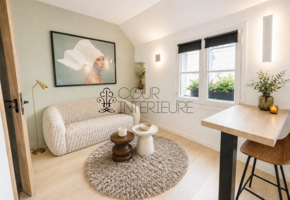 MEUBLÉ – Très standing – Idéal pieds à terre – 1 chambre – 34 m2 au sol – Paris 7ème – Rue de Grenelle (angle Rue du Bac) – Quartier Beaupassage / Raspail – 3ème étage avec ascenseur – Loyer charges comprises : 1.950 euros (chauffage et eau chaude collectifs inclus) et (Internet inclus).