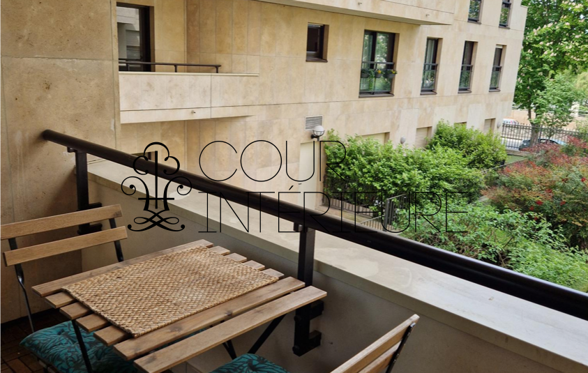 MEUBLÉ – 2 chambres – LEVALLOIS (92) – 68,34 m2 + balcon – 1er étage ascenseur – Loyer charges comprises : 2.300 euros (chauffage et eau chaude collectifs)