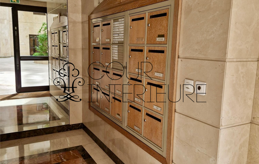 MEUBLÉ – 2 chambres – LEVALLOIS (92) – 68,34 m2 + balcon – 1er étage ascenseur – Loyer charges comprises : 2.300 euros (chauffage et eau chaude collectifs)