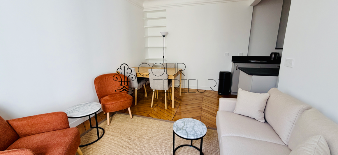 MEUBLÉ – 1 chambre – Paris 17ème – Rue Brunel – 42 m2 – 3ème étage avec ascenseur – Loyer charges comprises : 1.900 euros