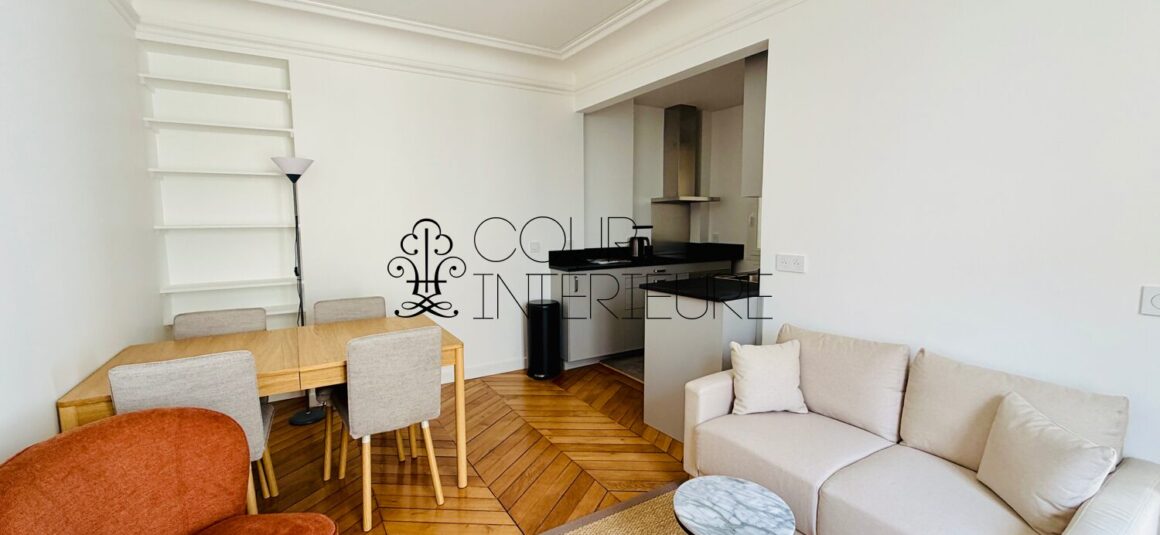 MEUBLÉ – 1 chambre – Paris 17ème – Rue Brunel – 42 m2 – 3ème étage avec ascenseur – Loyer charges comprises : 1.900 euros