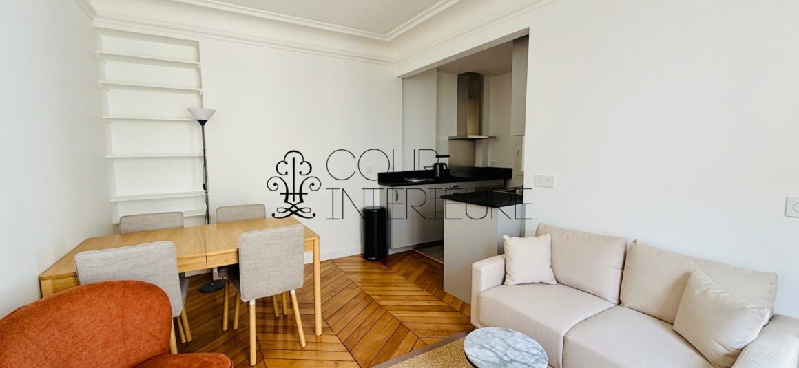MEUBLÉ – 1 chambre – Paris 17ème – Rue Brunel – 42 m2 – 3ème étage avec ascenseur – Loyer charges comprises : 1.900 euros