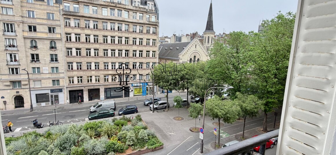 VIDE – 2 chambres – Paris 17ème – Boulevard des Batignolles – 87,43 m2 – 3ème étage ascenseur – Loyer charges comprises : 3.000 euros