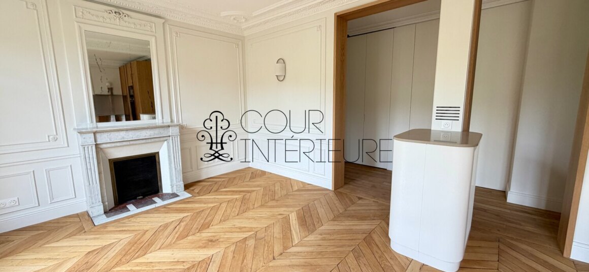 VIDE – 2 chambres – PARIS 16ème – Bld Exelmans – 65,40 m2 – 5ème étage avec ascenseur – Loyer charges comprises : 2.600 euros (chauffage et eau chaude collectifs)