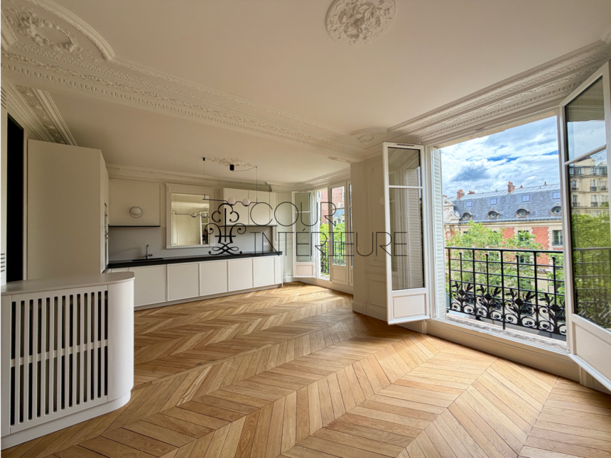 VIDE – 2 chambres – PARIS 16ème – Bld Exelmans – 75,37 m2 – 4ème étage avec ascenseur – Loyer charges comprises : 3.000 euros (chauffage et eau chaude collectifs)