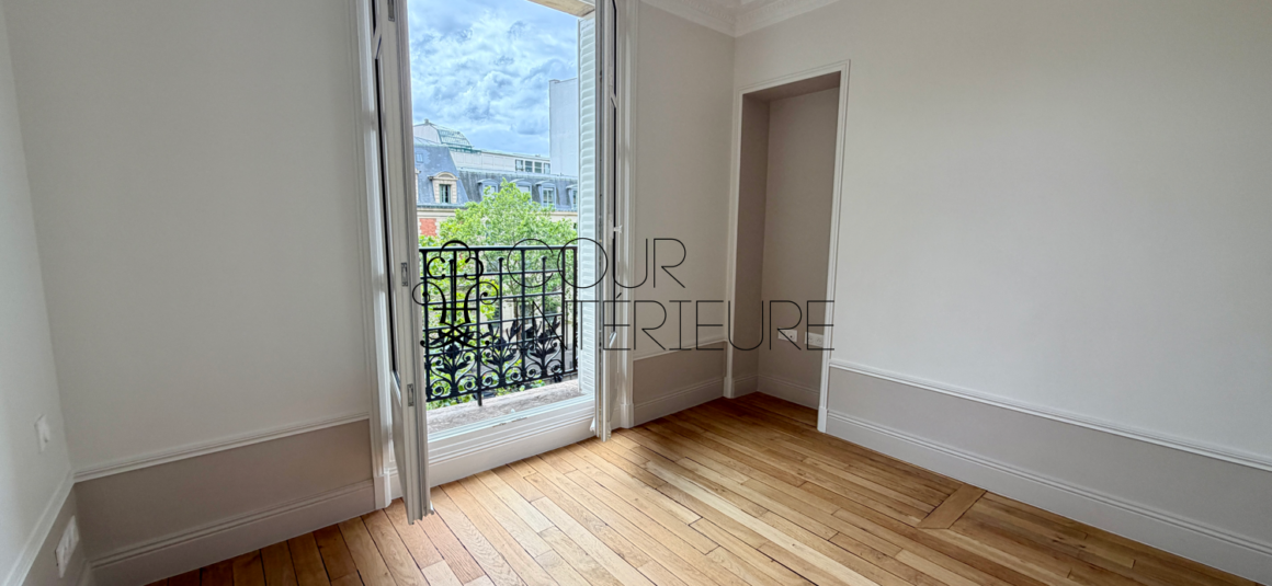 Sans titre74 VIDE – 2 chambres – PARIS 16ème – Bld Exelmans – 75,37 m2 – 4ème étage avec ascenseur – Loyer charges comprises : 3.000 euros (chauffage et eau chaude collectifs)
