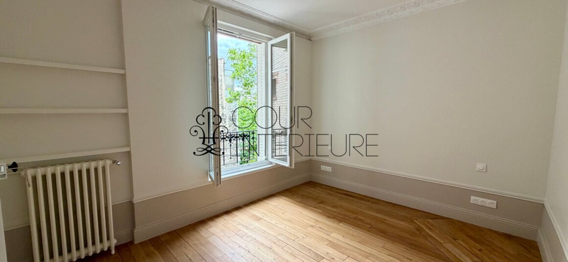 Sans titre75 VIDE – 2 chambres – PARIS 16ème – Bld Exelmans – 75,37 m2 – 4ème étage avec ascenseur – Loyer charges comprises : 3.000 euros (chauffage et eau chaude collectifs)