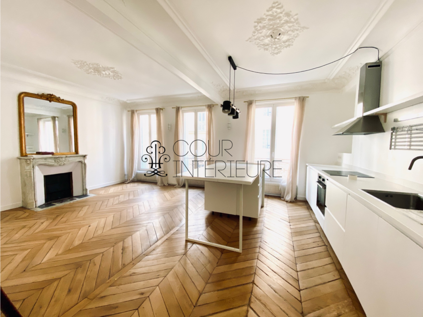 VIDE –  2 chambres – Paris 17ème – 73 m2 – Rue Labie – 3ème étage sans ascenseur – Loyer charges comprises : 2.565 euros