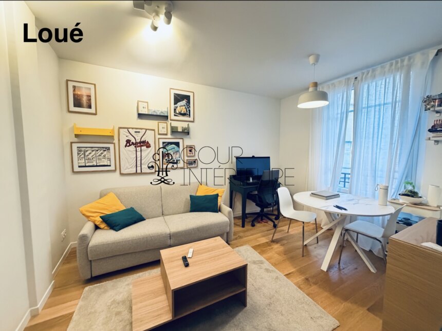 MEUBLÉ – 1 chambre – Paris 18ème – Rue Championnet / angle rue Ordener – 35,54 m2 – 3ème étage ascenseur – Loyer charges comprises : 1.300 euros (chauffage collectif inclus)