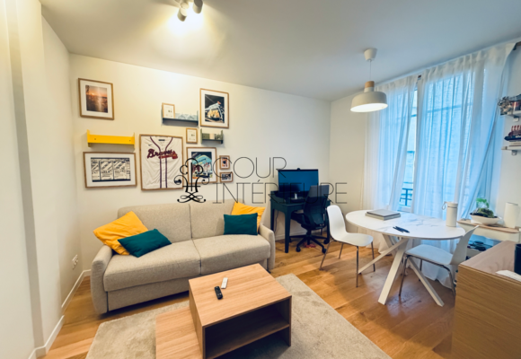 MEUBLÉ – 1 chambre – Paris 18ème – Rue Championnet / angle rue Ordener – 35,54 m2 – 3ème étage ascenseur – Loyer charges comprises : 1.300 euros (chauffage collectif inclus)
