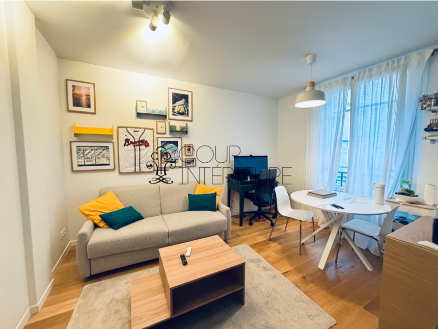 MEUBLÉ – 1 chambre – Paris 18ème – Rue Championnet / angle rue Ordener – 35,54 m2 – 3ème étage ascenseur – Loyer charges comprises : 1.300 euros (chauffage collectif inclus)